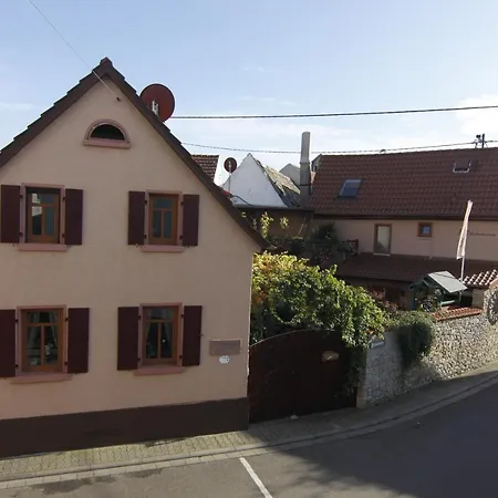 Zur Schlummerstube Guest house Guntersblum