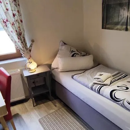 Zur Schlummerstube 3*