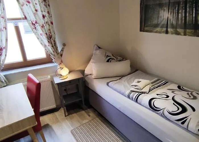 Zur Schlummerstube 3*